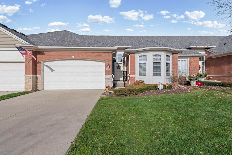 14893 N Park Dr, Shelby Township, MI 48315 - photo 1