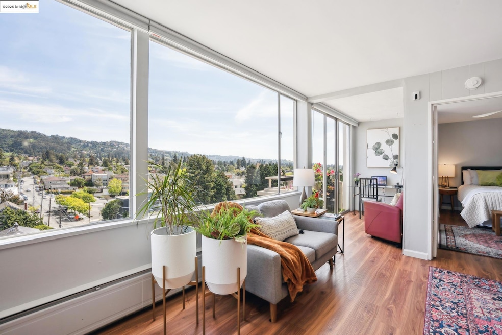 Berkeley Town House unit 9B, Berkeley, CA 94704 - photo 1