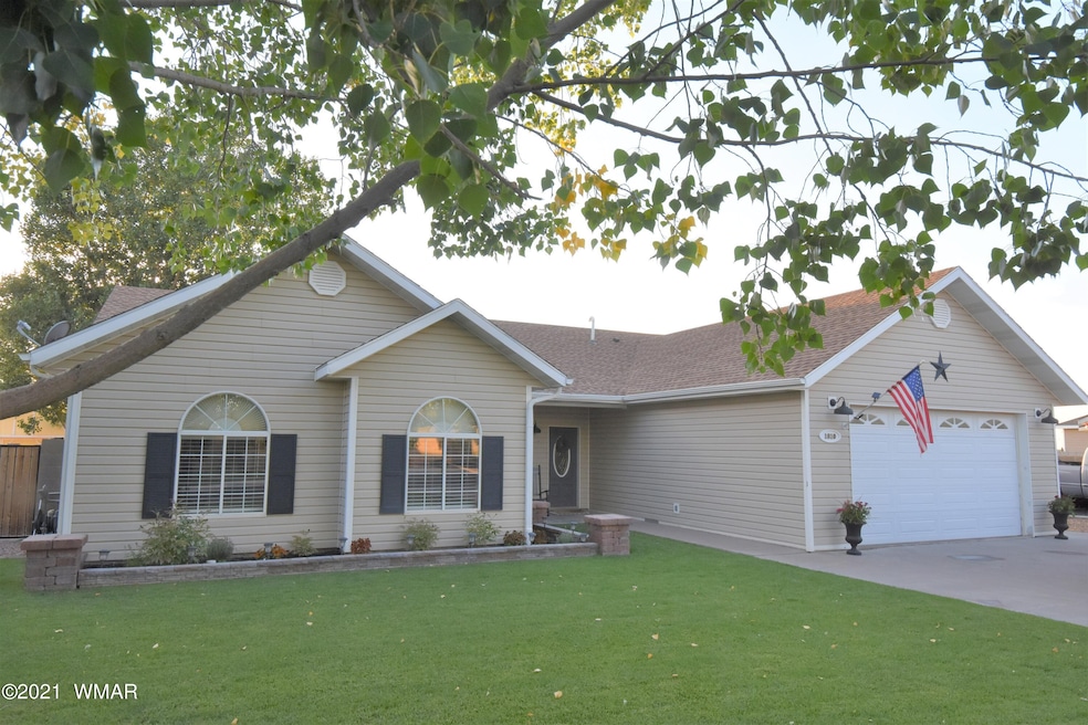 1810 N Medina Loop, Show Low, AZ 85901 - photo 1