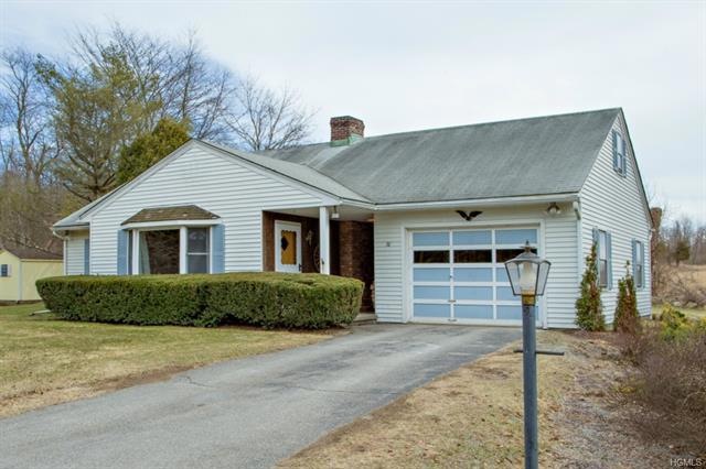 36 Taber Knolls Dr, Pawling, NY 12564 - photo 1