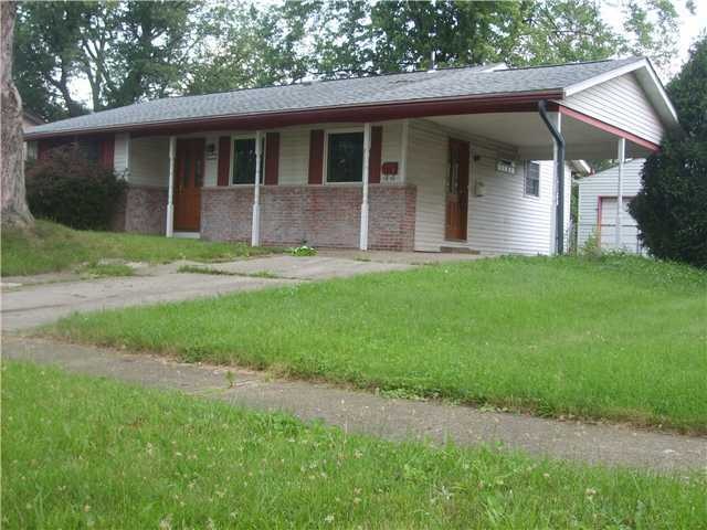 1414 Chesterton Square S, Columbus, OH 43229 - photo 1