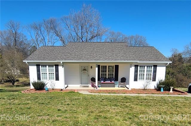 Welcome to 212 Stonecrest Circle!