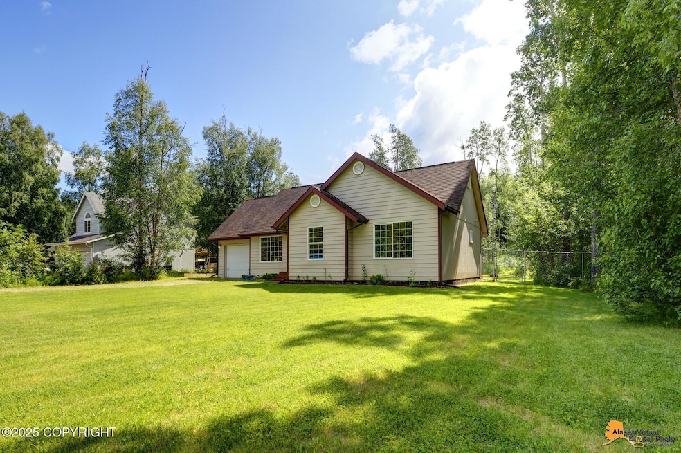 Pending $299,900 • Co-Listing Agent