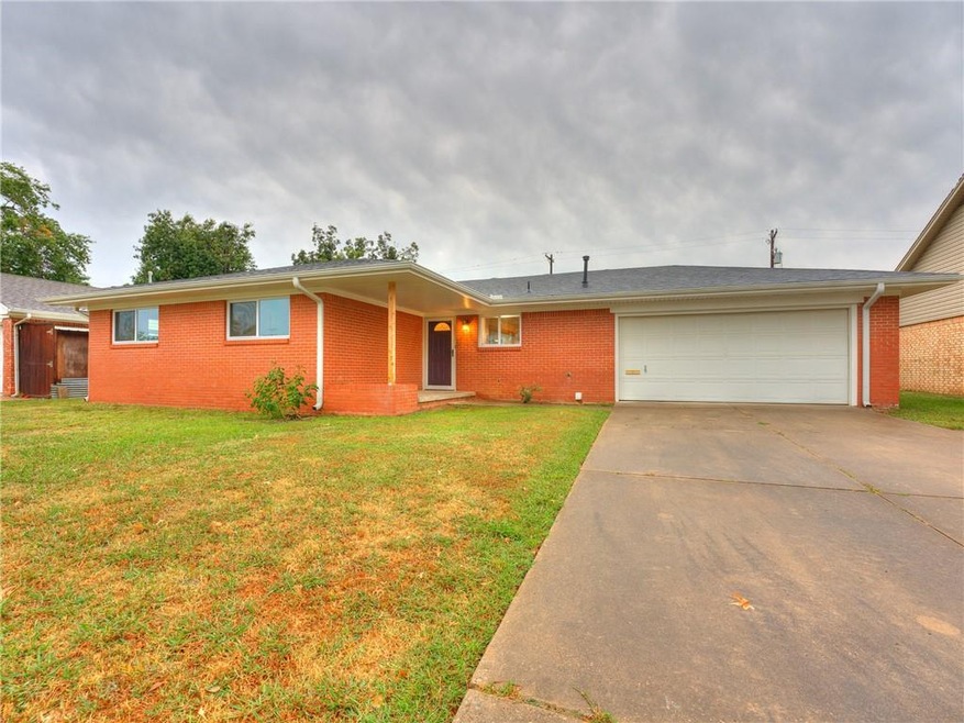 1810 N Pennsylvania Ave, Shawnee, OK 74804 - photo 1