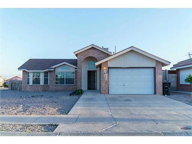 14588 Puerto Del Carmen Dr, El Paso, TX 79928 - photo 1