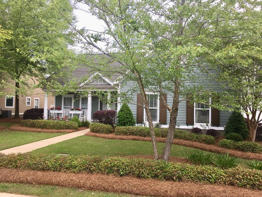 1010 Orchard Cir, Dothan, AL 36305 - photo 1