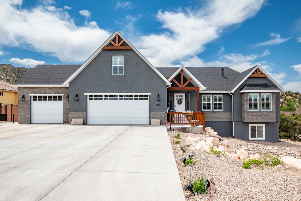 1086 E Smokey Trail-10
