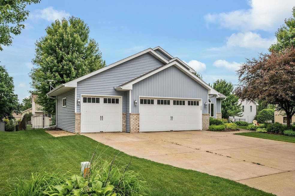 Sold $499,999