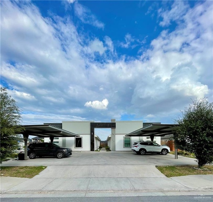 1411 S Flag St unit 2, Pharr, TX 78577 - photo 1