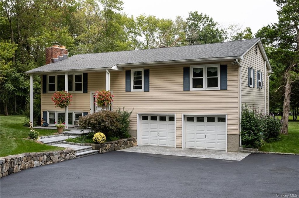 44 Kentwood Dr, Carmel, NY 10512 - photo 1