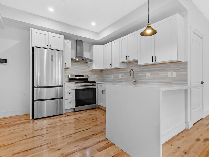 178 Washington Ave unit 203, Chelsea, MA 02150 - photo 1