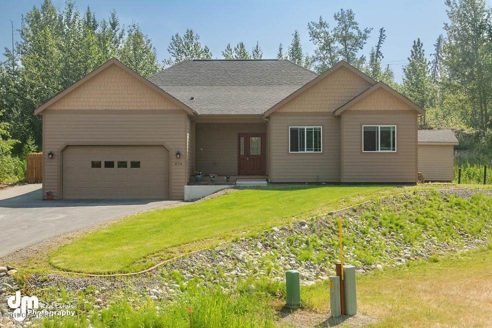 Exterior_DMD_1539-SMALL