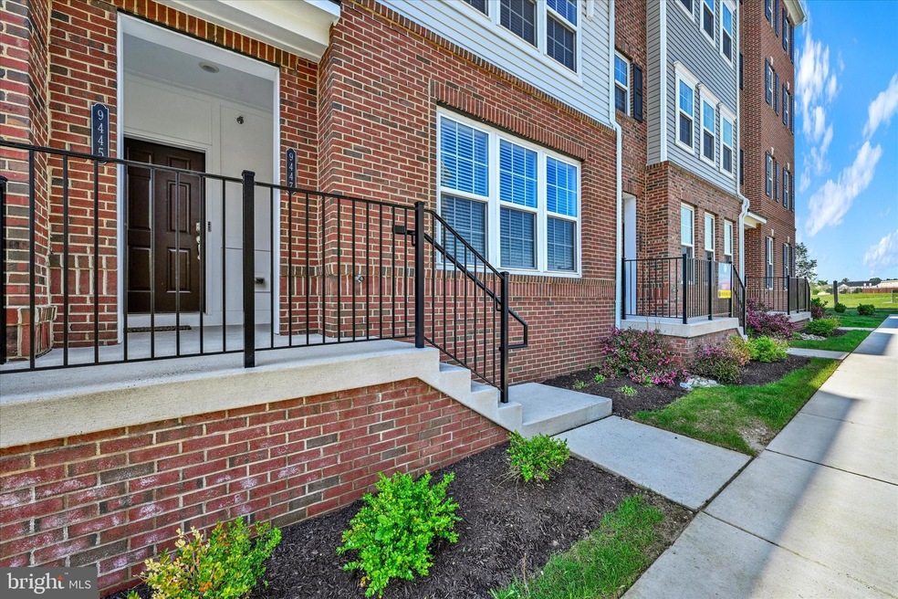 9447 James MacGowan Ln unit 433, Owings Mills, MD 21117 - photo 1