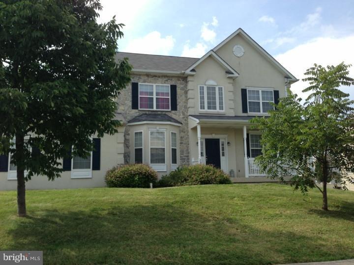 2301 Sienna Dr, Norristown, PA 19401 - photo 1