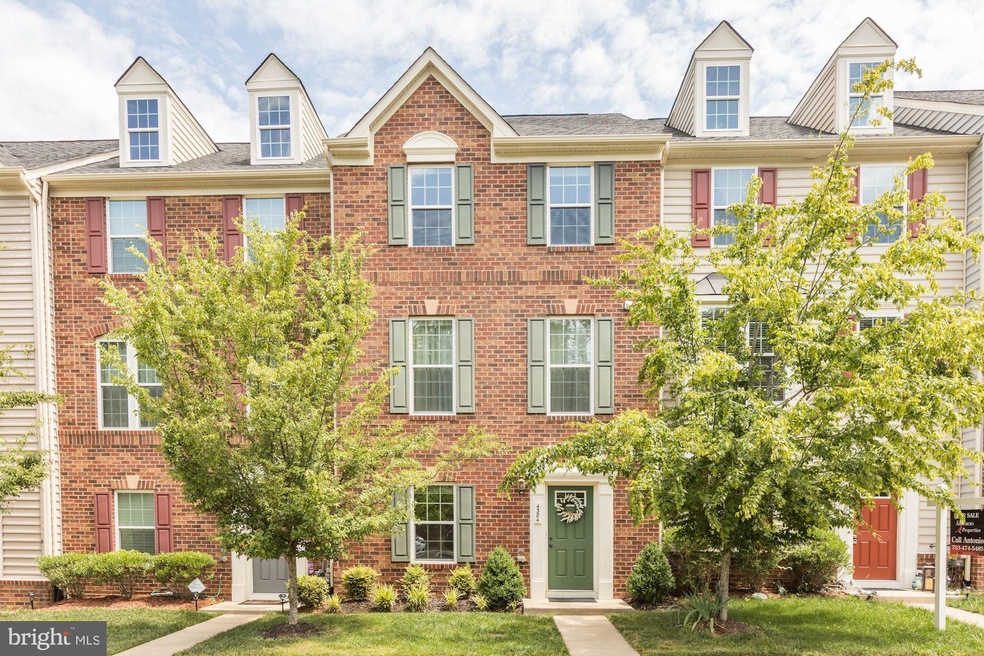 4384 Daisy Reid Ave, Woodbridge, VA 22192 - photo 1