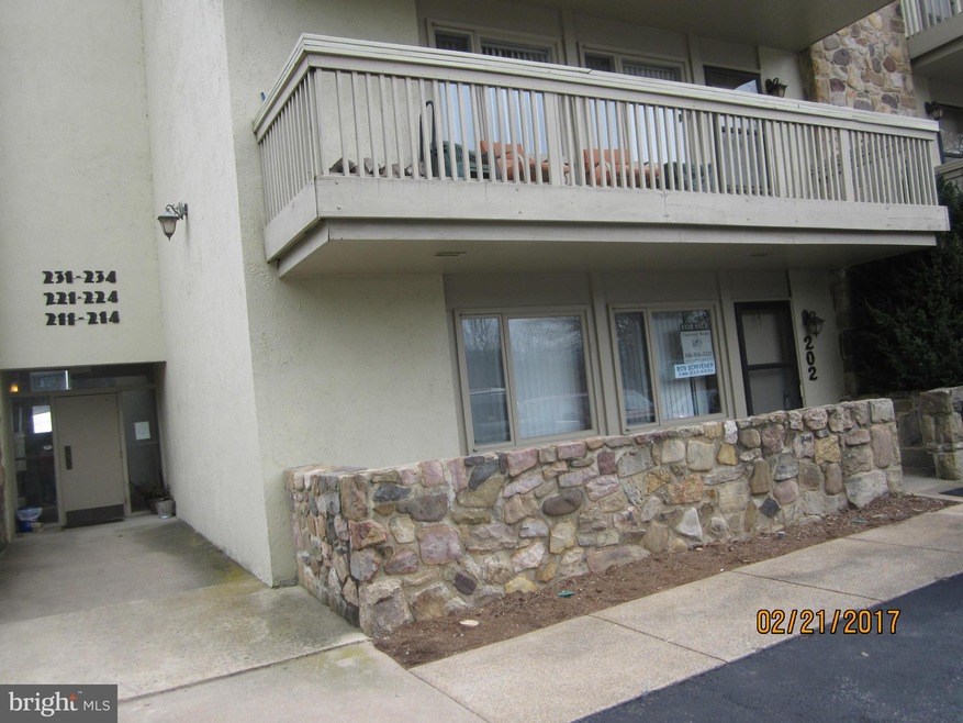 1836 Fairway Dr unit 202, Basye, VA 22810 - photo 1