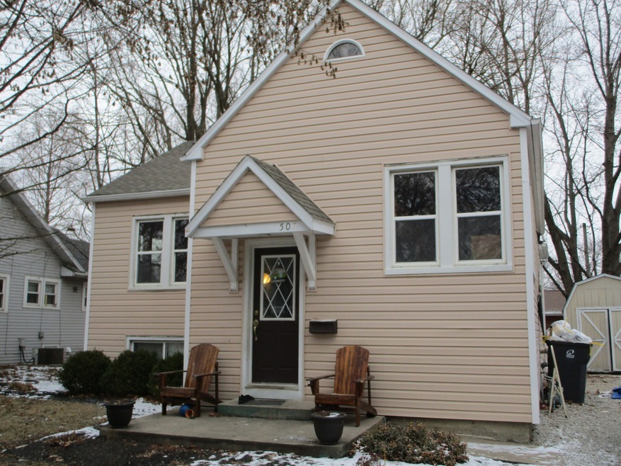 507 N Center St, Tuscola, IL 61953 - photo 1