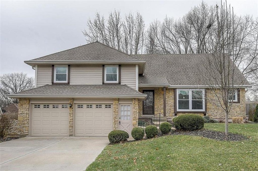 This home has low exterior maintenance and excelle
