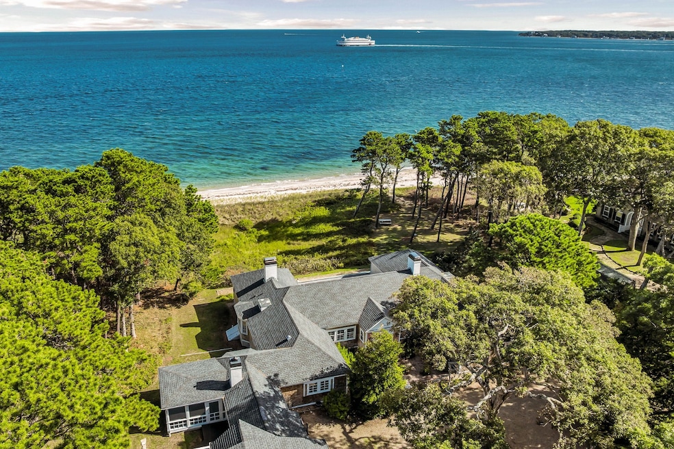 825 Main St, Vineyard Haven, MA 02568 - photo 1