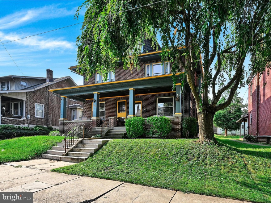 540 Franklin St, West Reading, PA 19611 - photo 1