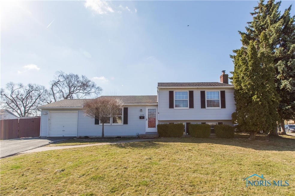 2278 104th St, Toledo, OH 43611 - photo 1