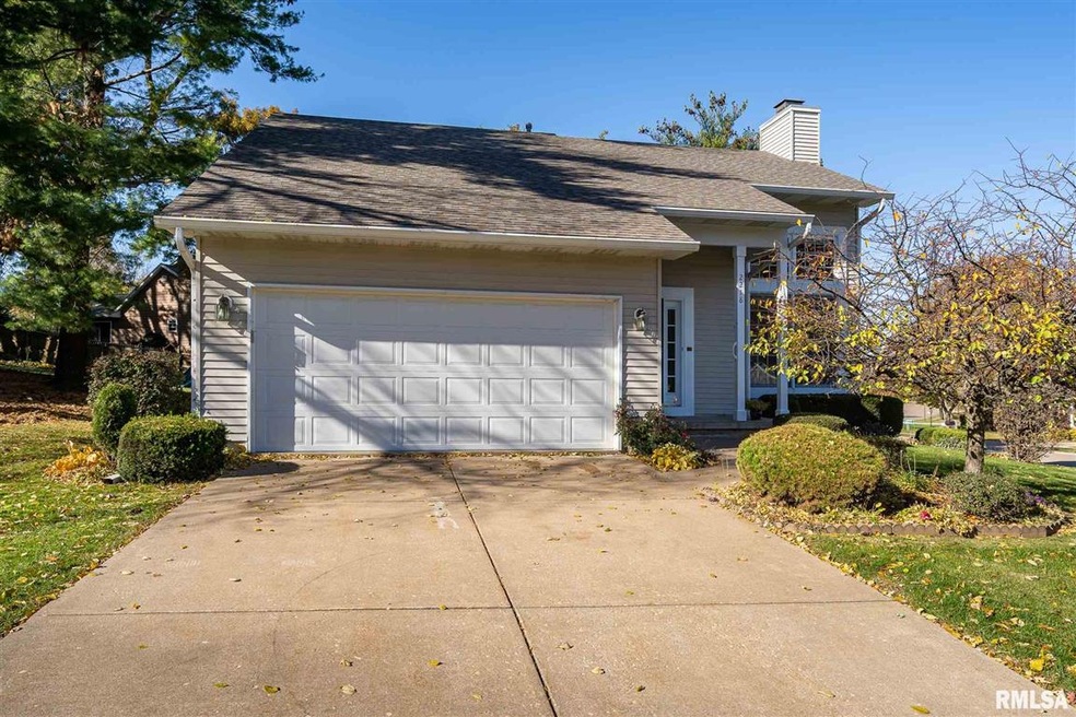 2218 Spring Ct, Davenport, IA 52803 - photo 1