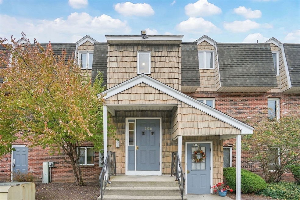 3146 Main St unit 3146, Palmer, MA 01069 - photo 1