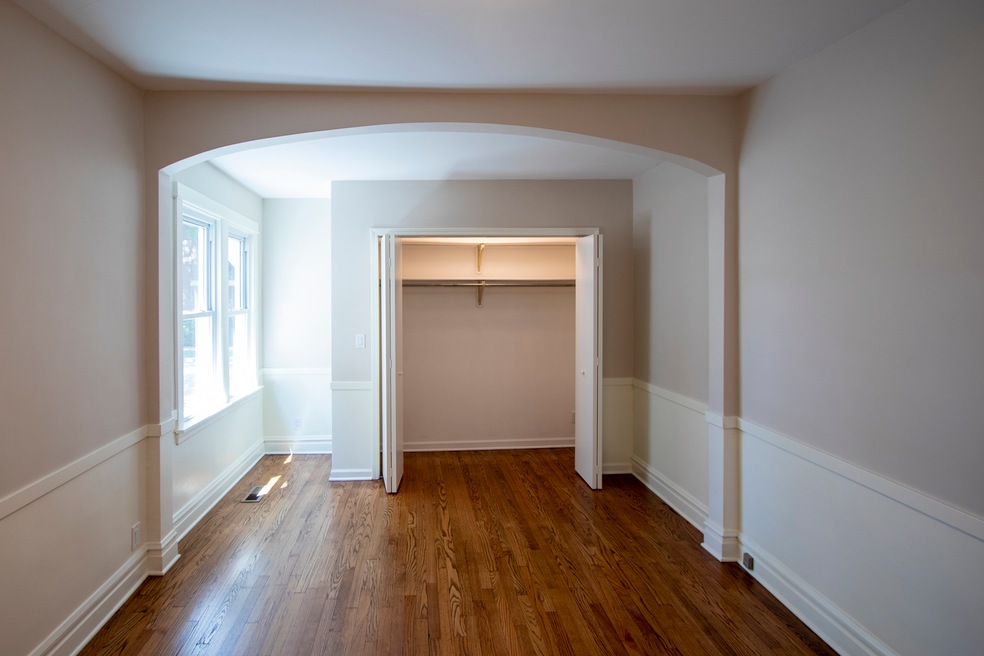 1100 S East Ave, Oak Park, IL 60304 - photo 1