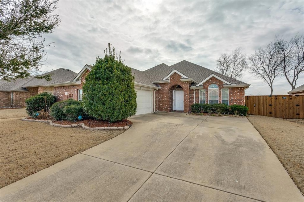 1122 Arthurs Ct, Wylie, TX 75098 - photo 1