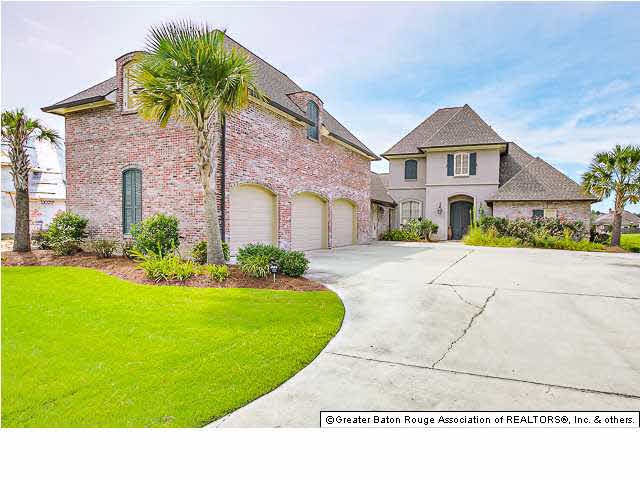 Custom Built home in Bellingrath Lakes! 4 Bedrooms