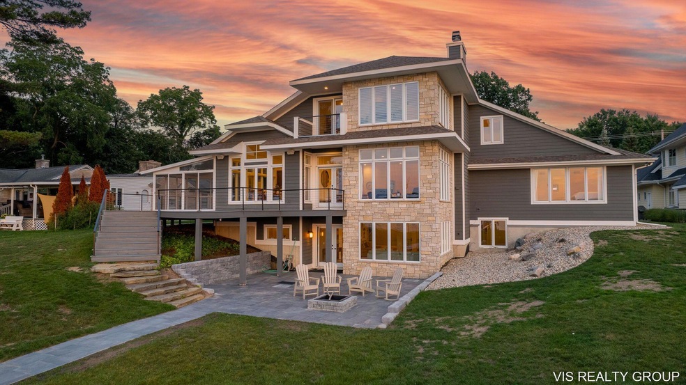 10-web-or-mls-753 S Shore Dr TWILIGHTS-1