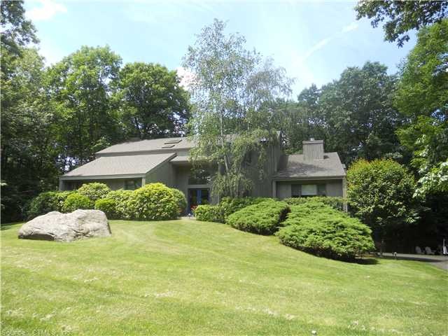 64 Old Quarry Rd, Woodbridge, CT 06525 - photo 1
