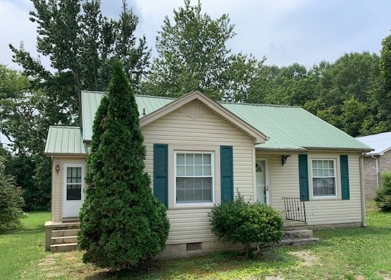 1229 Murfreesboro Hwy, Manchester, TN 37355 - photo 1
