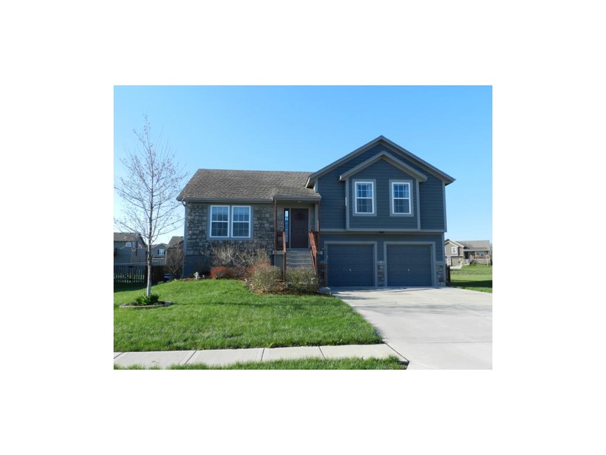 Fantastic curb appeal!