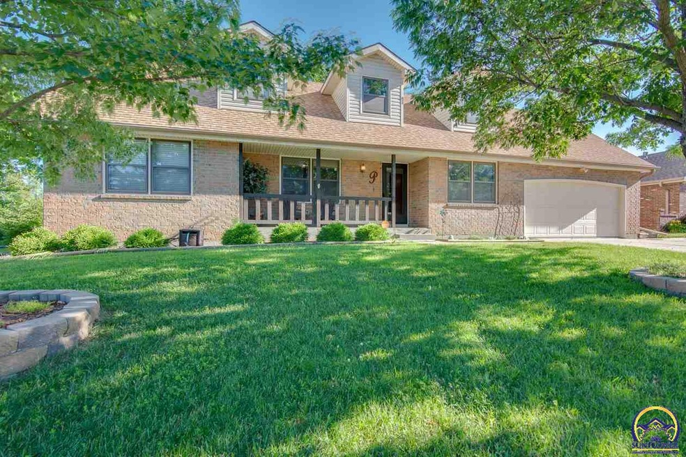 4021 SW 43rd St, Topeka, KS 66610 - photo 1