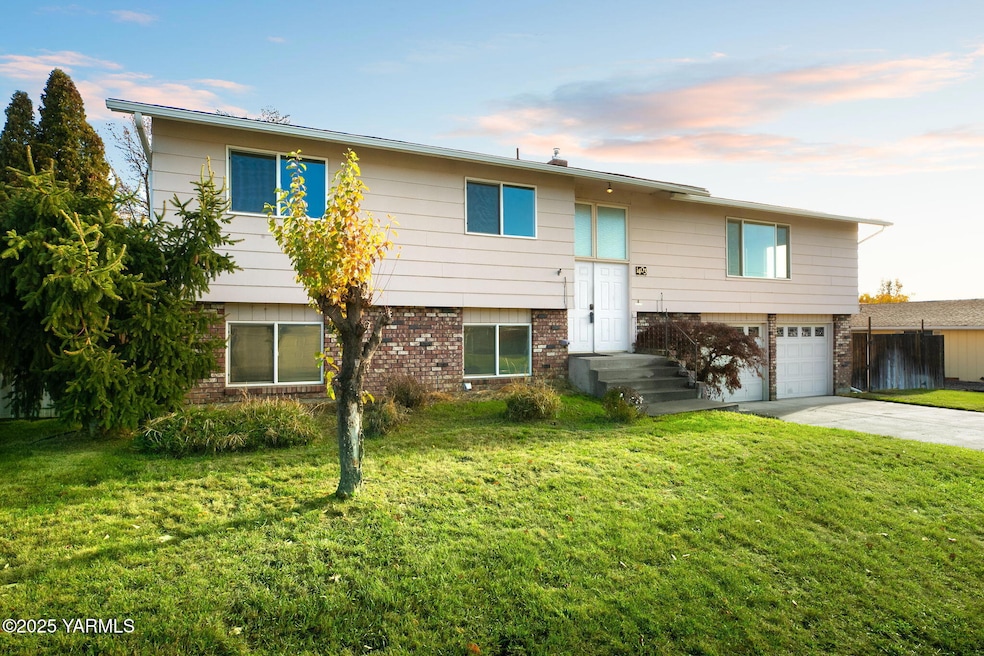 1403 Karr Ave, Yakima, WA 98902 - photo 1
