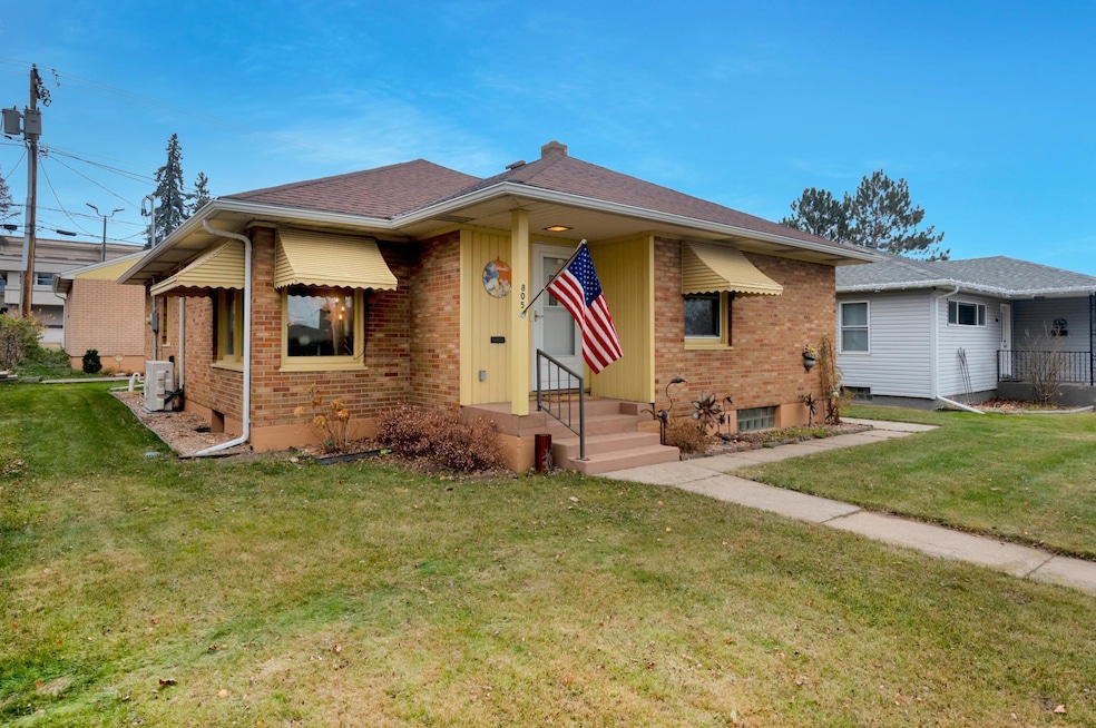 805 8th St N, Virginia, MN 55792 - photo 1