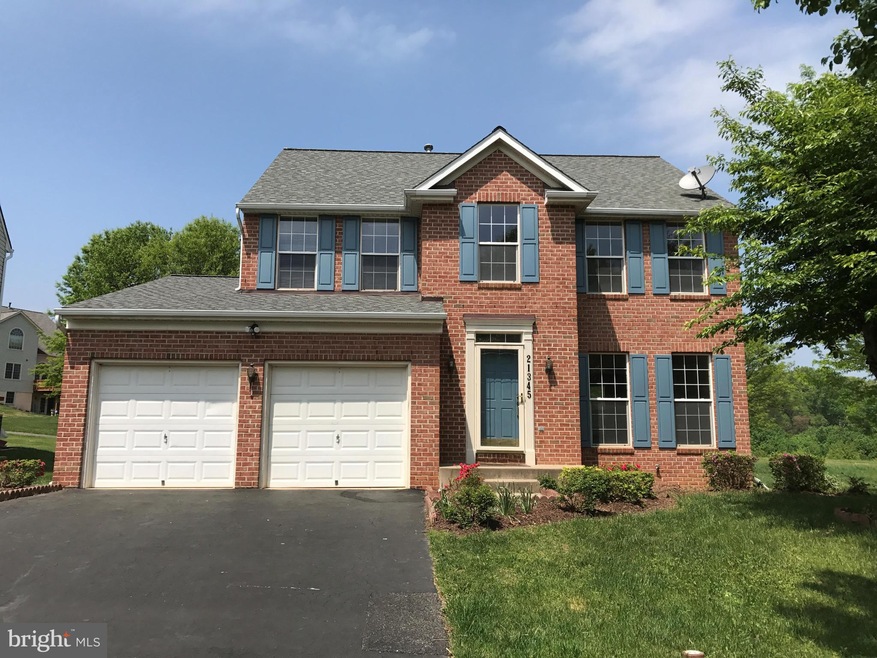 21345 Village Green Cir, Germantown, MD 20876 - photo 1