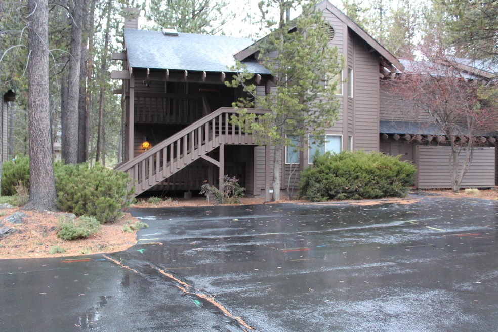 57373 Beaver Ridge Loop unit 27C1, Sunriver, OR 97707 - photo 1