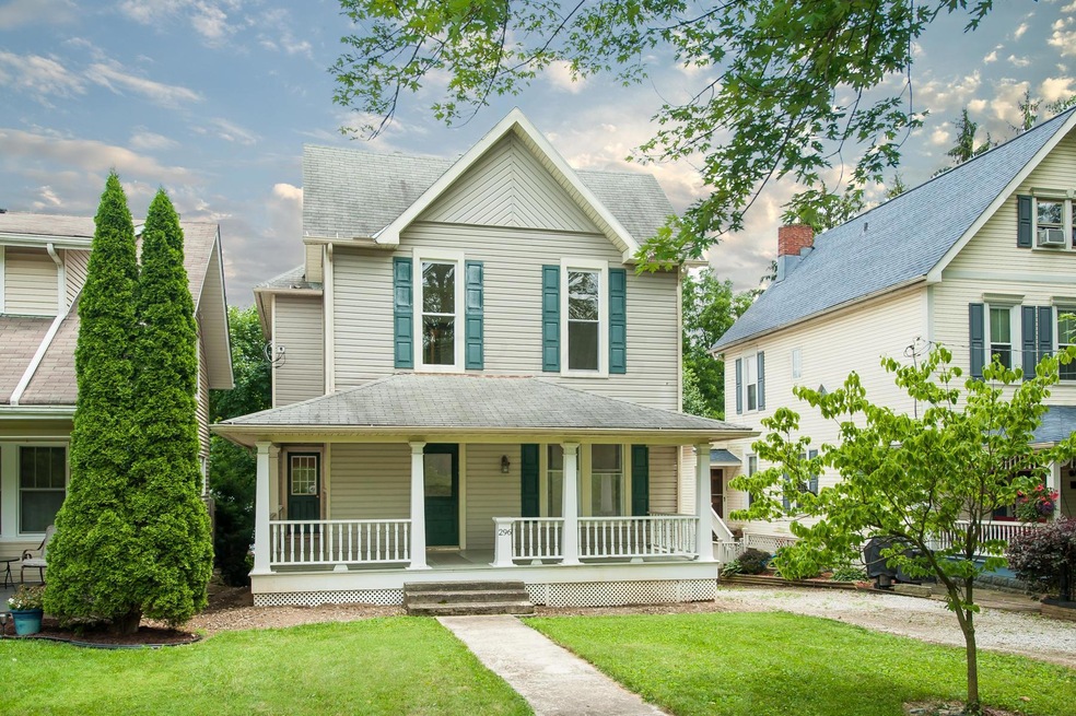 296 N Franklin-101