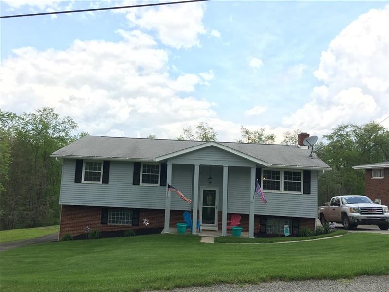 Well maintained 3 Bedroom 1 1/2 bath split level h