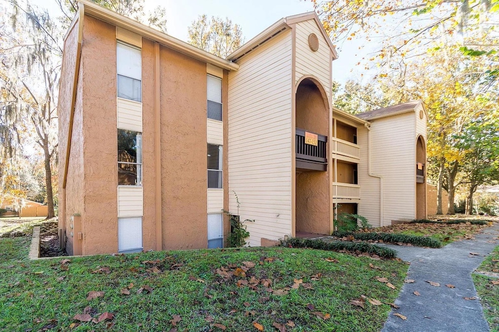 1810 NW 23rd Blvd unit 235, Gainesville, FL 32605 - photo 1