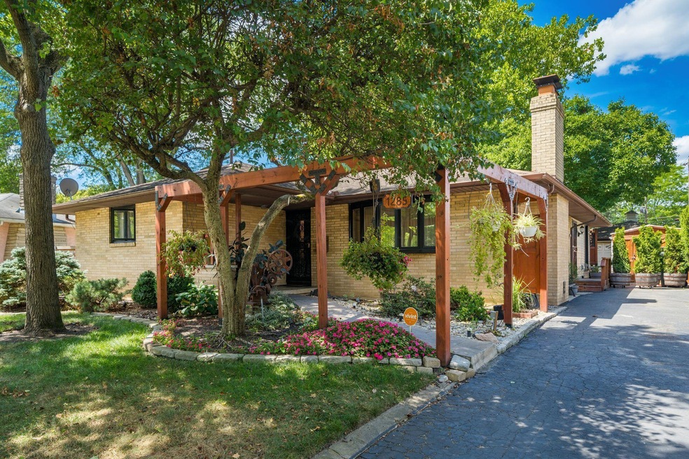 1285 Hamlin Place, Columbus, OH 43227 - photo 1