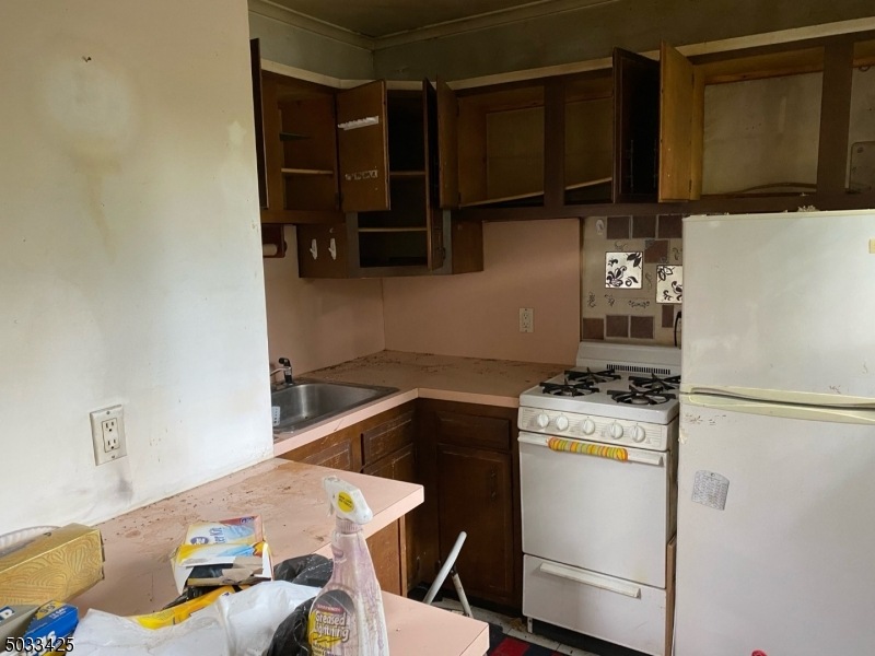 49 Northwestern Way, Hopatcong, NJ 07843 - photo 1