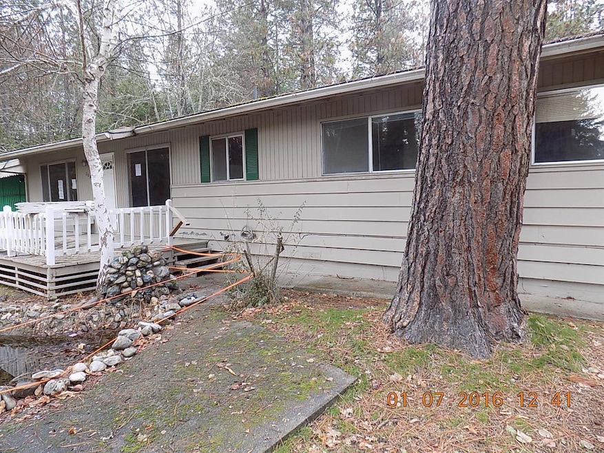 200 Penny Ln, Grants Pass, OR 97527 - photo 1