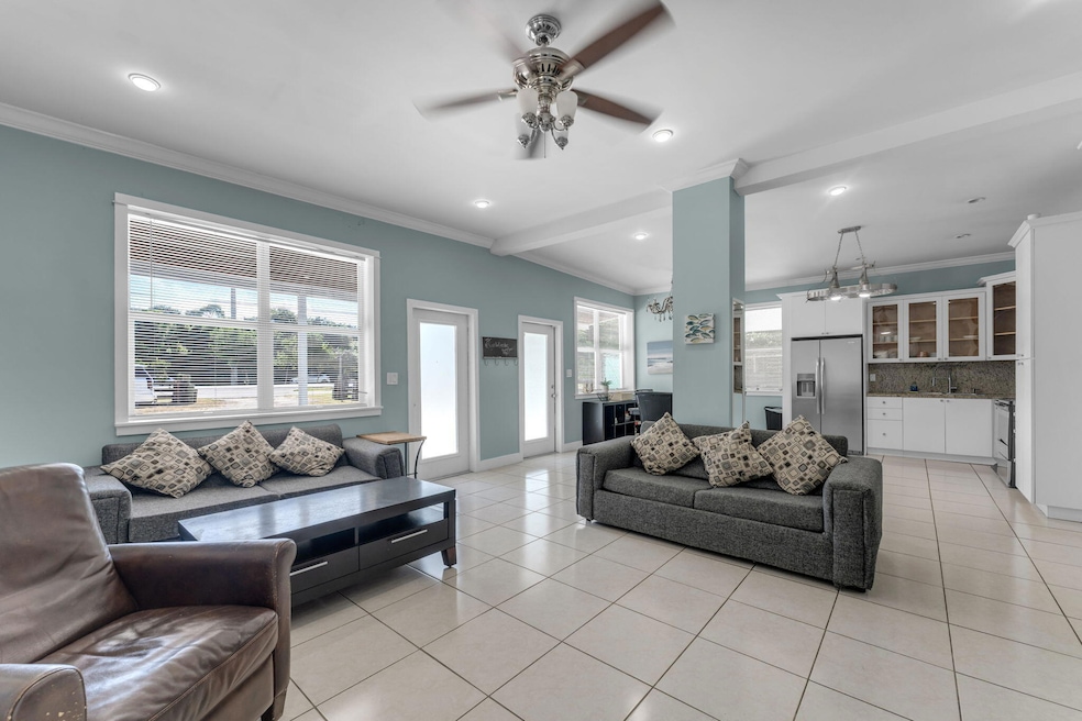 105240 Overseas Hwy, Key Largo, FL 33037 - photo 1