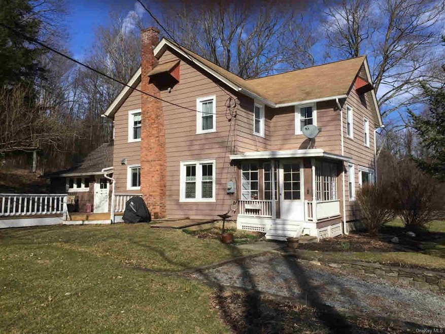 2777 Salt Point Turnpike, Clinton Corners, NY 12514 - photo 1