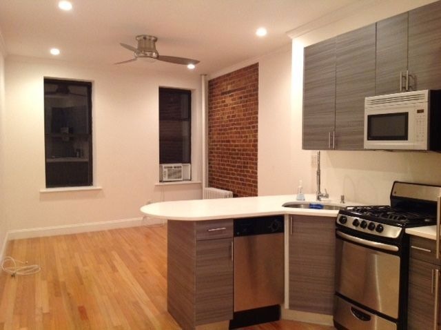 113 Elizabeth St unit 2A, New York, NY 10013 - photo 1