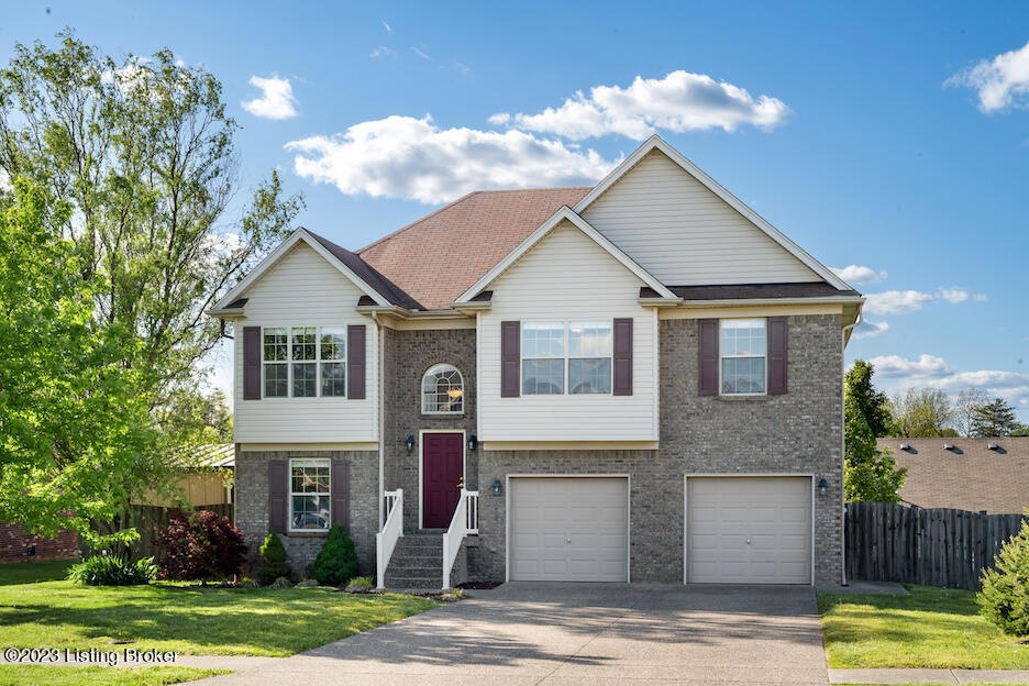 198 Halcomb Ct, Mount Washington, KY 40047 - photo 1