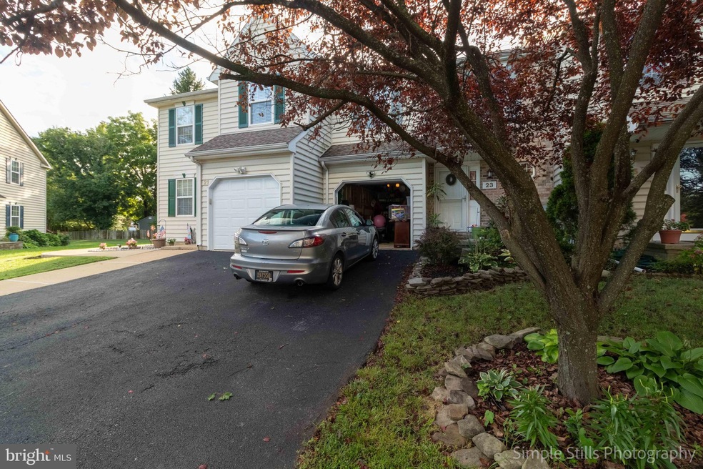 23 Village Ct, Wilmington, DE 19805 - photo 1